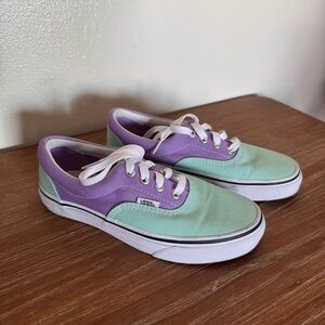 Adult Unisex Vans Colorblock Men’s Size 4 Women’s Size 5.5 Purple & Mint Green